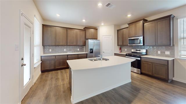 Photo - 612 Liliana Ln