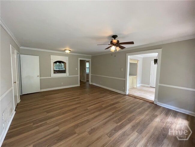 Photo - 260 Timberlane Dr