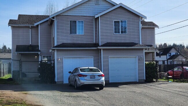 Photo - 3-Bedroom Townhome Minutes from Barkley Village, I-5 and Whole Food