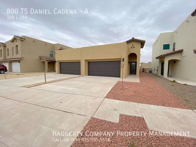 Building Photo - 800 TS Daniel Cadena Dr Unit A