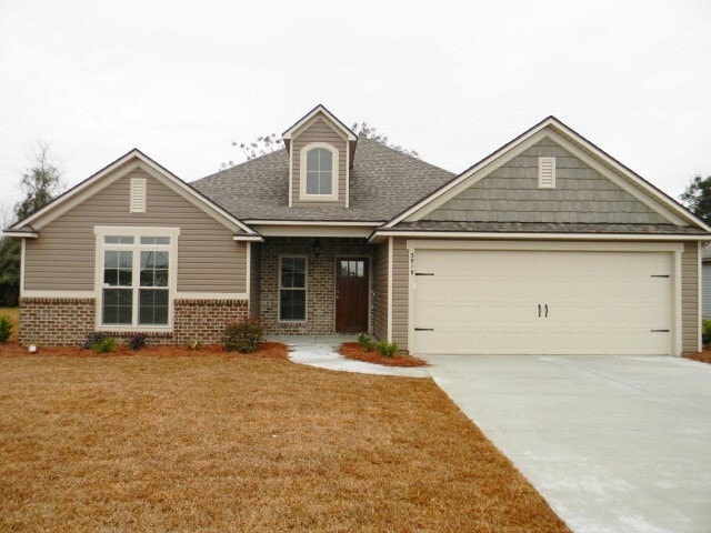 Building Photo - Modern 4BR Home with Open Layout, Granite Counters & Community Pool Access