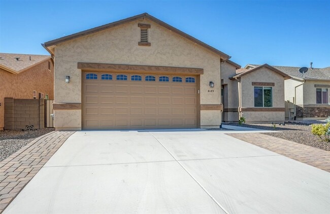 3 bedroom, 2 bathroom home in Granville - 3 bedroom, 2 bathroom home in Granville