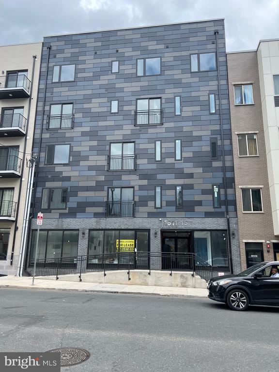 Building Photo - 1611-15 Ridge Ave Unit 4 Rental
