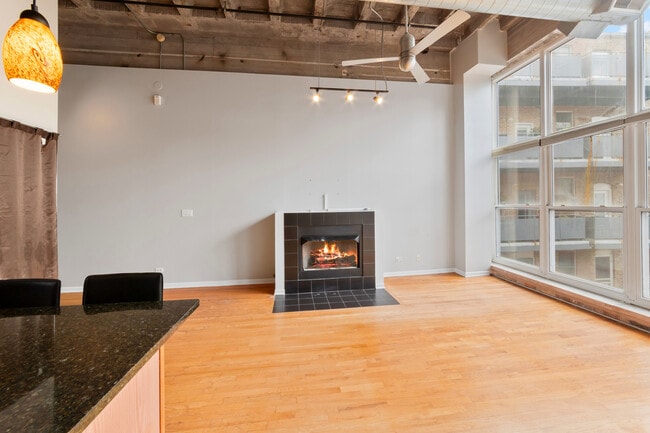 Photo - 1834 Ridge Ave Unit 128
