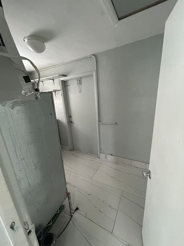 Photo - 702 Sharon Terrace