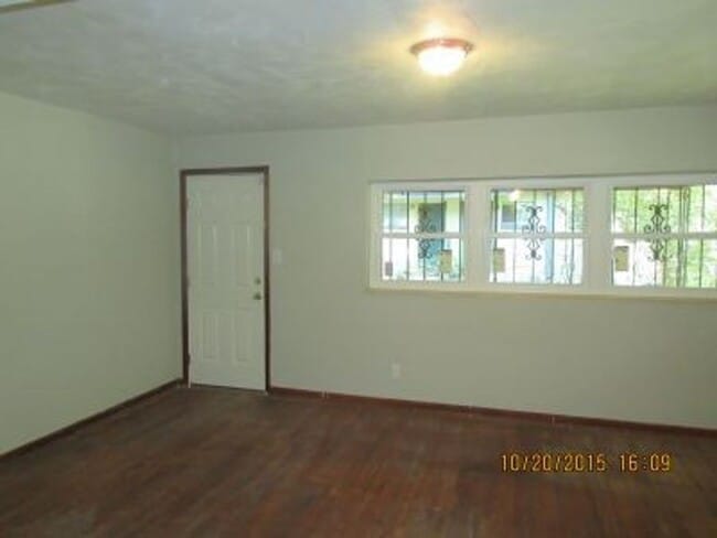 Photo - 832 Arkansas St