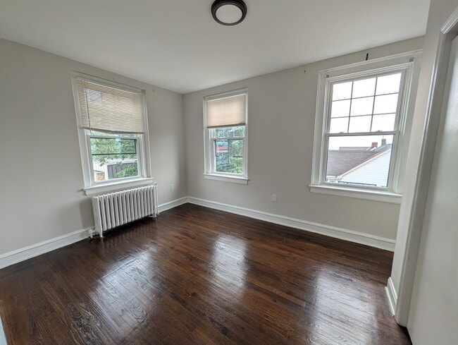 Photo - 1458 Northampton St Unit 5