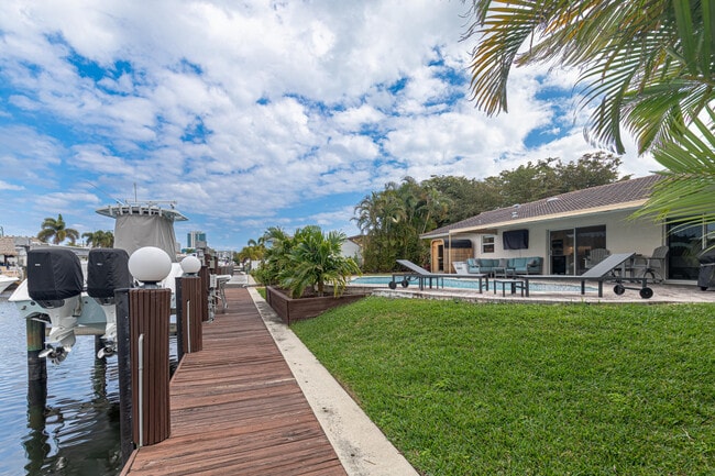 Photo - 2281 SE 11th St