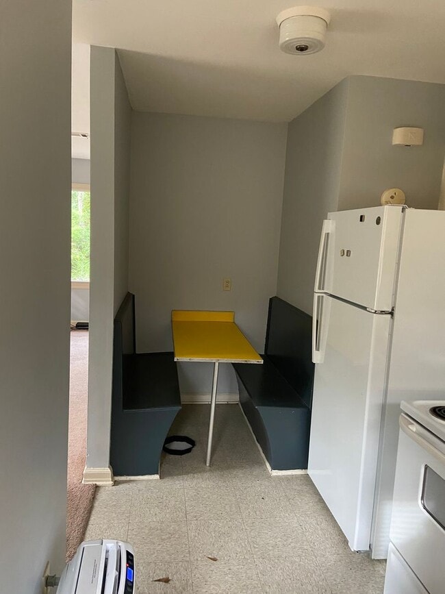 Photo - 1315 Azalea Dr