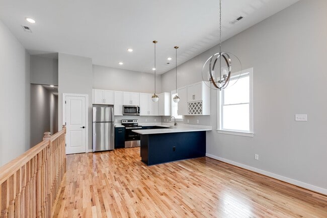 Photo - 1127 N 29th St Unidad #2