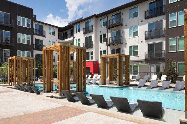 Cypress at Trinity Groves III