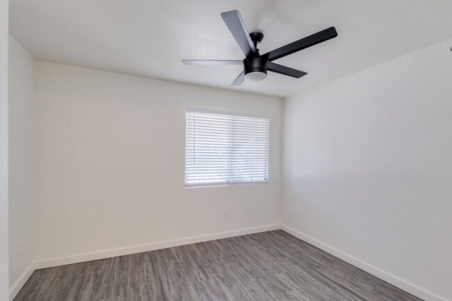 Photo - The Rockford