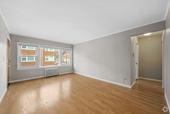 Building Photo - Spacious First Floor 2-Bedroom Close to St... Unit G Rental