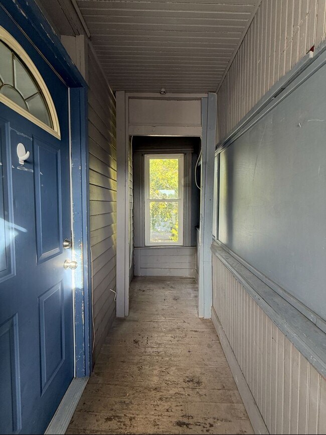 Photo - Upstairs 2 Bedroom 1 Bath