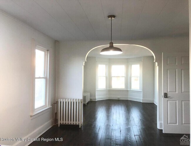 Photo - 21 8th St