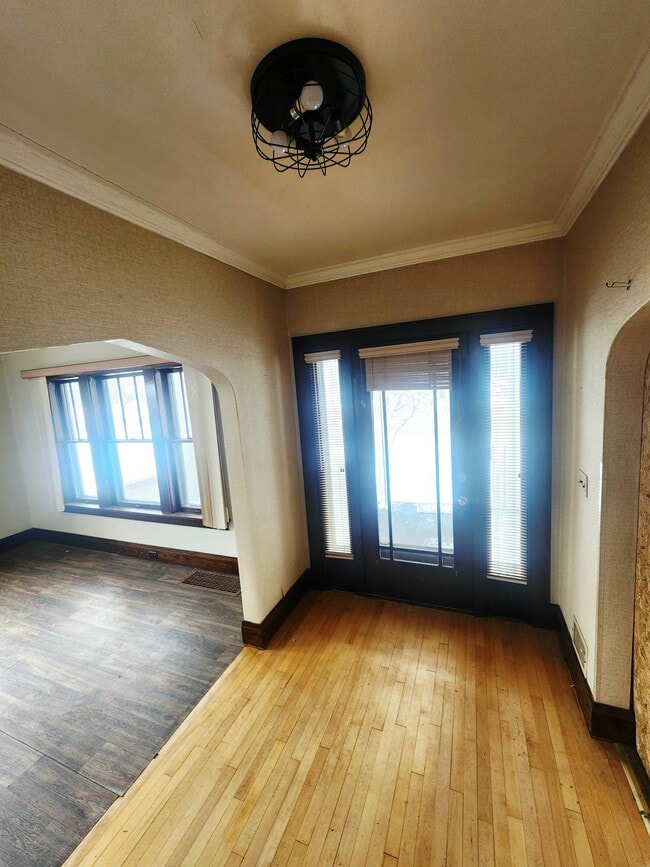 Photo - 1718 Grand Ave