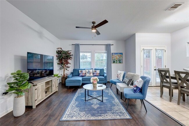 Photo - 7510 Lazy Creek Dr