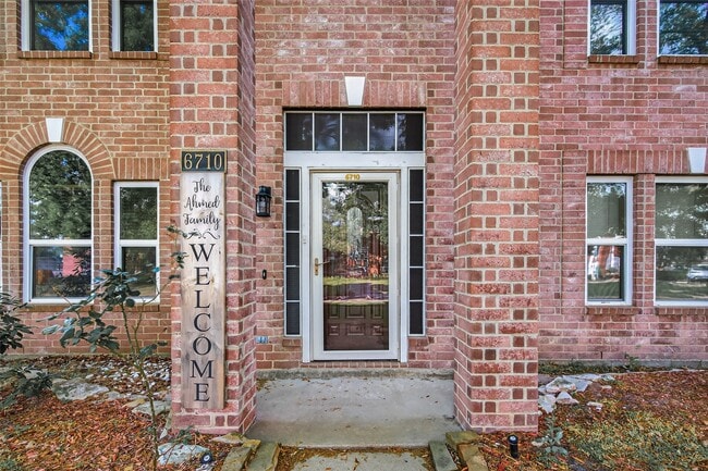 Photo - 6710 Creek Village Dr