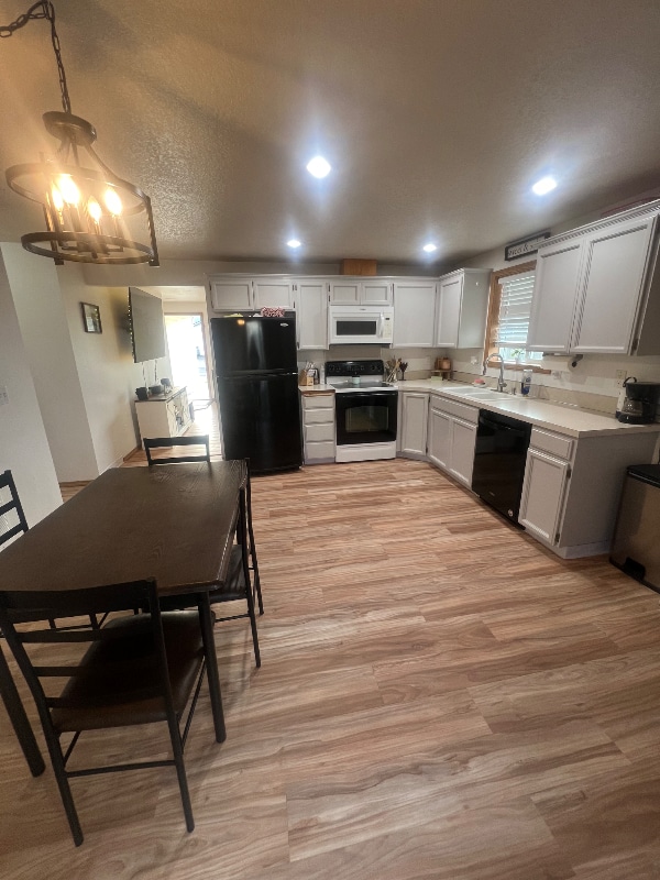 Photo - 118 Chickadee Dr