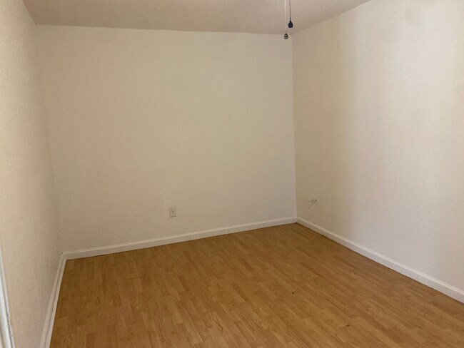 Photo - 1723 W Matthews Ave Unidad D