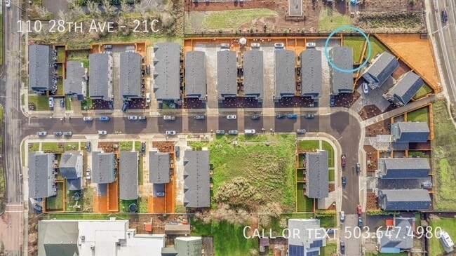 Building Photo - 110 SE 28th Ave