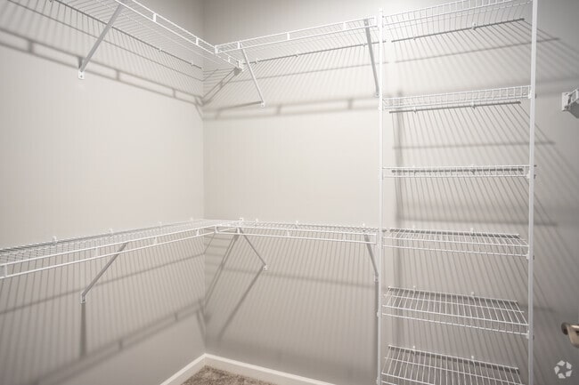 2 BR, 2 BA