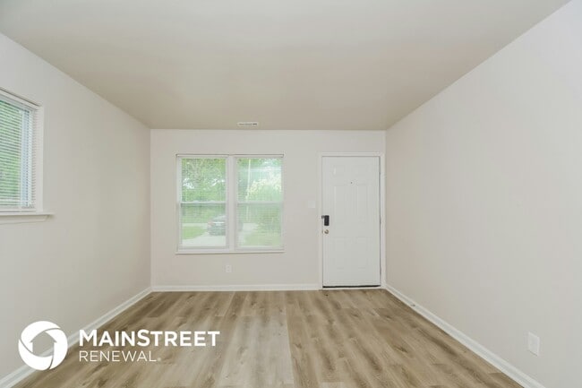 Photo - 213 Torain St