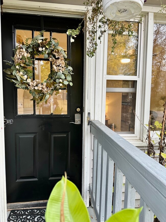 Front Door - 91 Faith St Unit 91