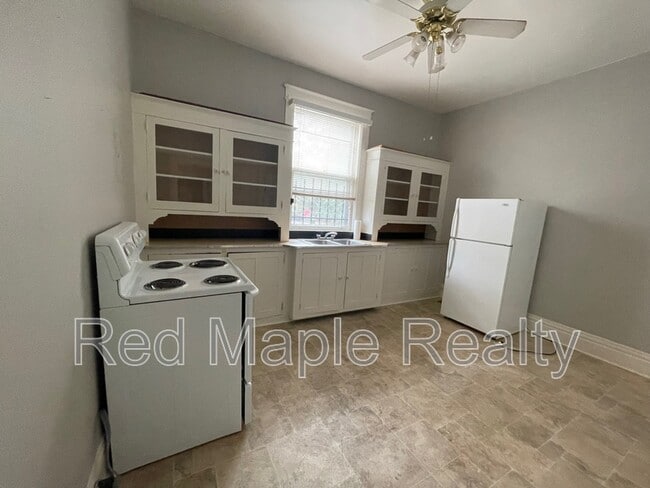 Photo - 1450 Peabody Ave