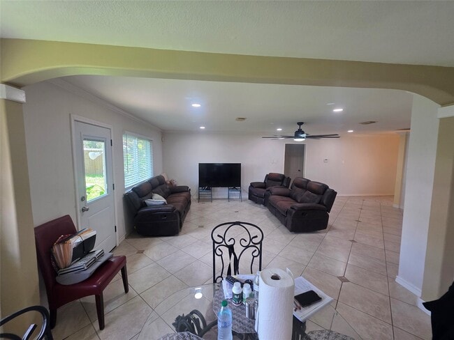 Photo - 12531 La Rochelle Dr