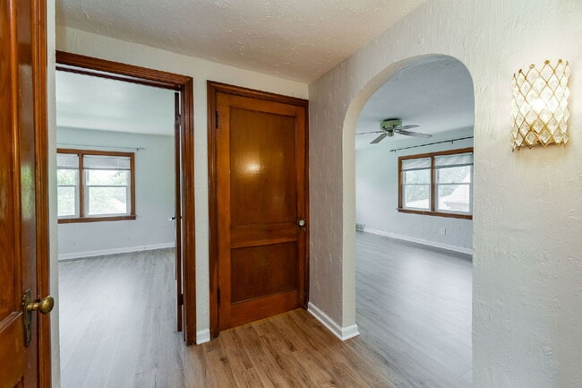 Photo - Charming 3-Bedroom with 2 Full Baths in the Heart of Lemont Unit 2