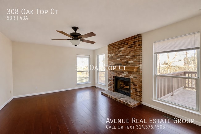 Photo - 308 Oak Top Ct