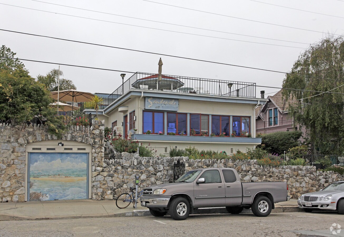 Photo - Sandcastle Inn Apartments