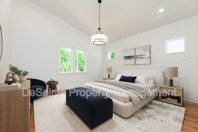Photo - 335 Mckennell Dr