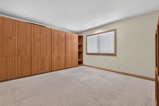 Photo - 4170 Madison Ave Unit 4170.5