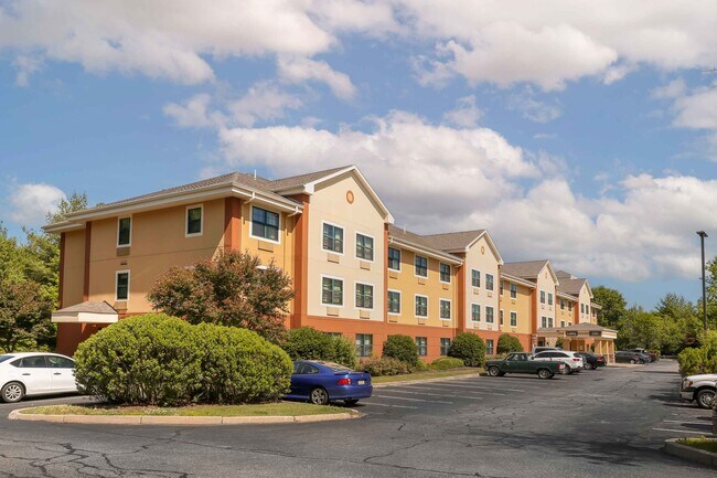 Furnished Studio-Foxboro - Norton