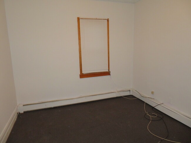 Photo - 52 Gifford Ave