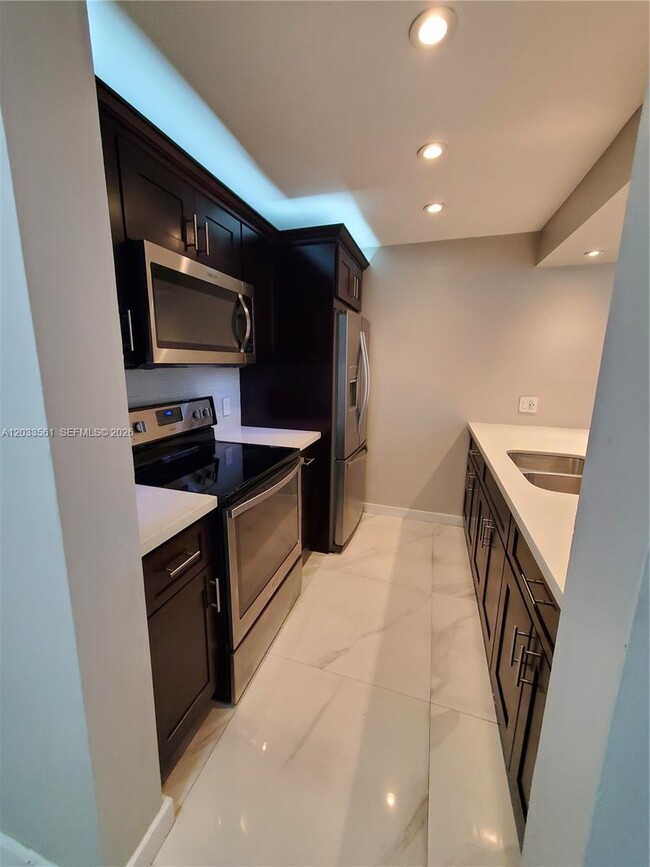 Photo - 8160 Geneva Ct Unit 303
