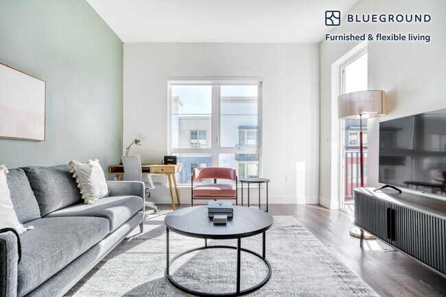 Photo - 1650 S Delaware St Unidad FL5-ID1320