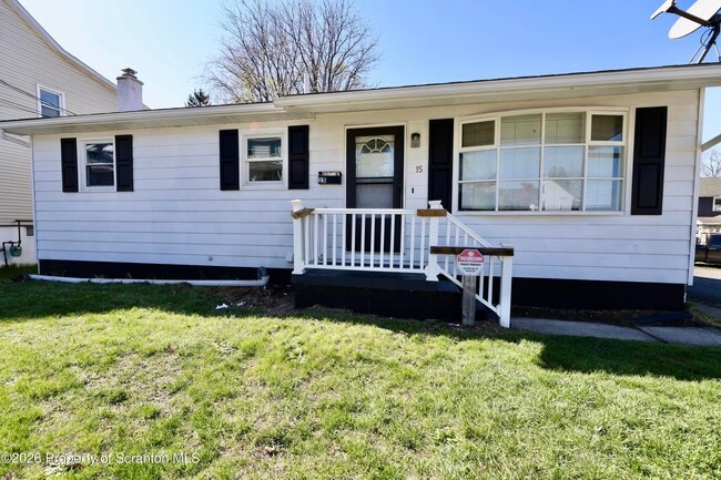 Building Photo - 15 Frederick St