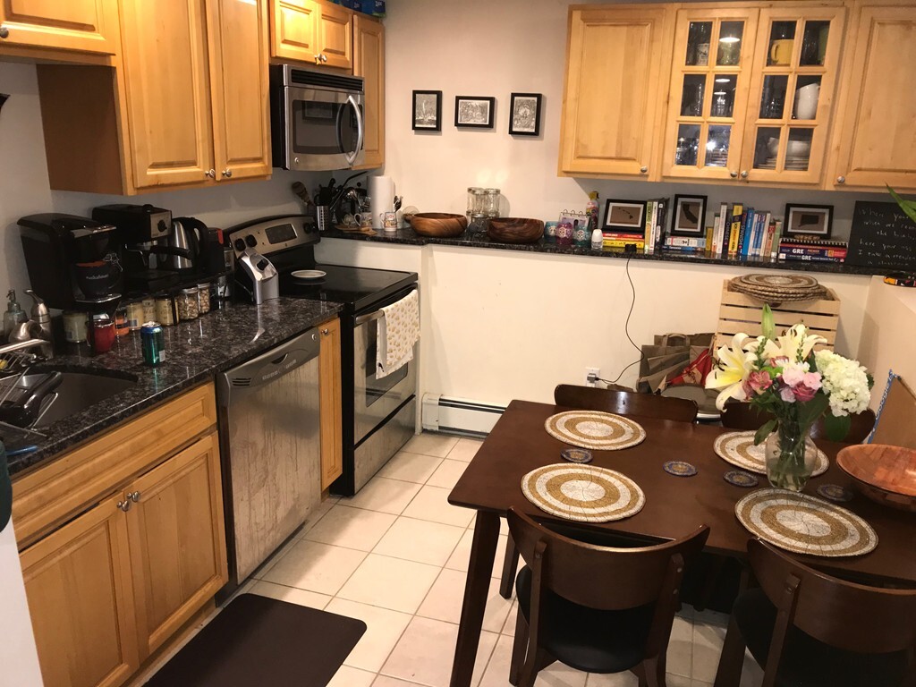 Photo - 126 Clifton St Unit 5