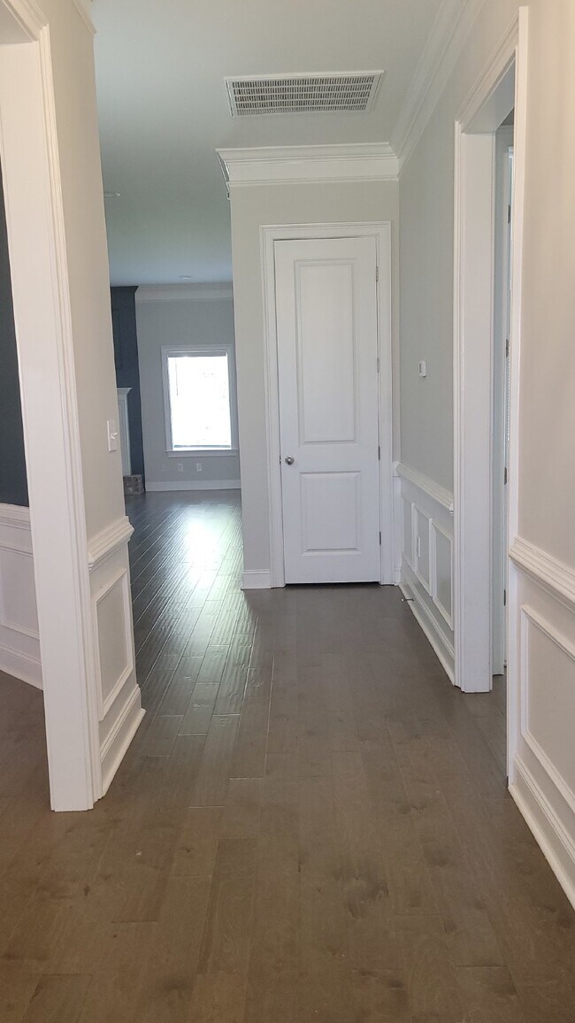 Photo - 130 Creekmound Dr