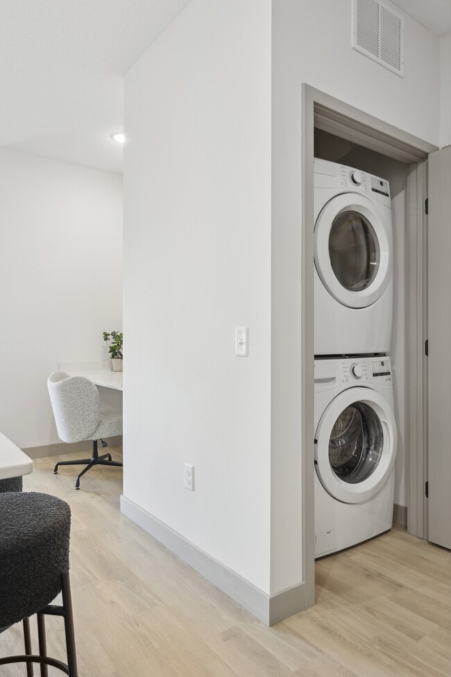 In-Unit Washer and Dryer