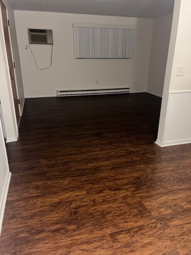 Photo - 3947 W Sylvania Ave Unit 7