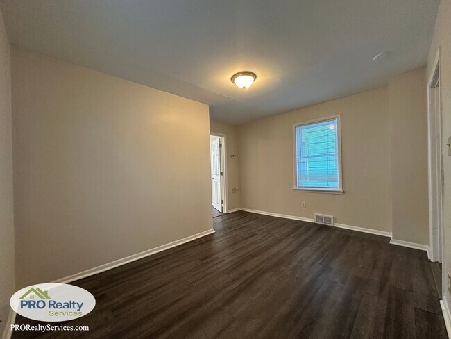 Photo - 761-763 Blair Ave