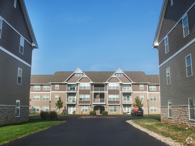 Water's Bend Apartments entrance - Water's Bend Rental