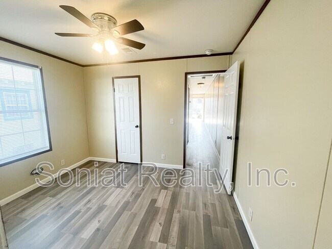 Photo - 2531 N Miro St