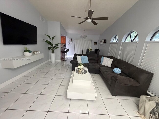 Photo - 5801 SW 144th Cir Pl Unit 5801