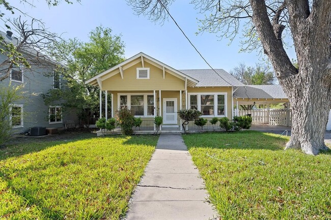 Photo - 603 E Losoya St