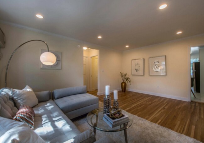 Photo - 50 Saint Paul St Unit 4